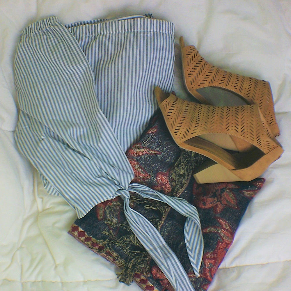 NEW! Off the shoulder Blouse